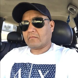 Meet your Posher, Felipe